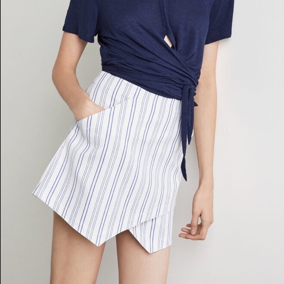 BCBGMaxAzria Dresses & Skirts - Bcbgmaxazria Beckett skirt NWT Large